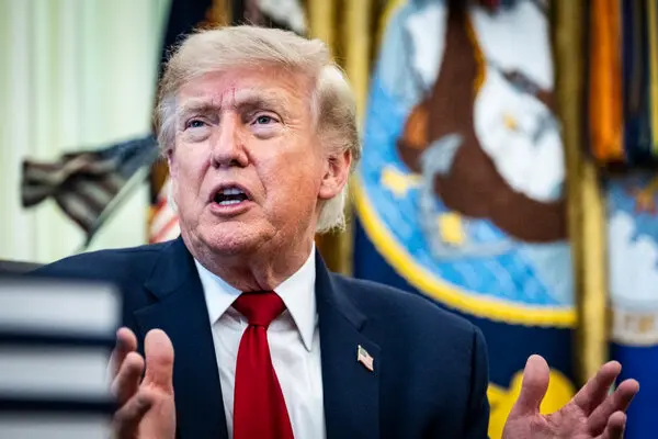 Trump expresó además su desconfianza hacia las negociaciones con Irán, al considerar que representan una "pérdida de tiempo".