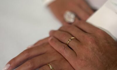 El enlace se realizó de manera privada y con la presencia de sus cinco hijos, pese a los rumores que situaban la boda en la Catedral de Funchal, ciudad natal del futbolista, o en los alrededores de Lisboa.