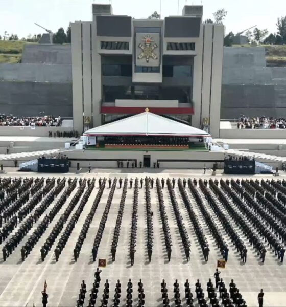 Del total de graduados, 224 son mujeres, quienes se incorporan a las filas de las Fuerzas Armadas tras completar el proceso académico y de adiestramiento correspondiente.