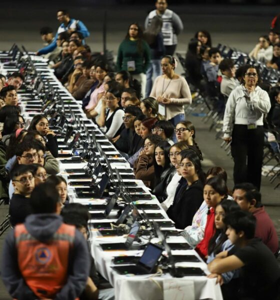 El examen fue aplicado después de que la Universidad detectara resultados atípicos e irregularidades durante su primera prueba completamente en línea.