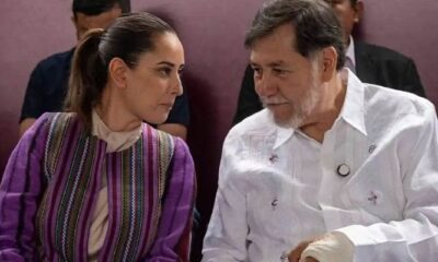 Entre los invitados también estuvo Gerardo Fernández Noroña, quien compartió momentos con la imitadora durante el informe