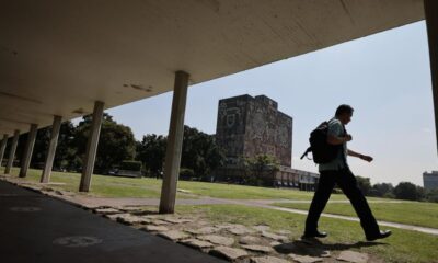 Lomelí ofreció una disculpa a quienes aprobaron legítimamente y deberán presentar el examen de control.