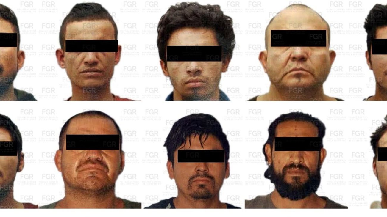 Después del enfrentamiento, las autoridades aseguraron 28 armas largas, 2 mil 470 cartuchos, 18 chalecos balísticos y 12 placas protectoras