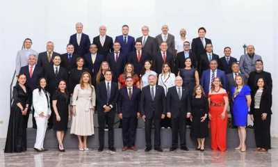 El Reconocimiento a la Excelencia Profesional fue aprobado por el H. Consejo Universitario en diciembre de 2004 y, con la generación distinguida este año, la UANL llegó a 922 egresados reconocidos