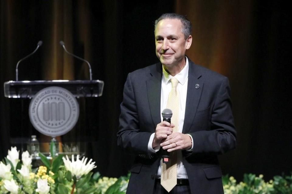 El nuevo rector también destacó el valor de la historia de la UDEM y el compromiso que representa continuar el trabajo realizado durante casi siete décadas