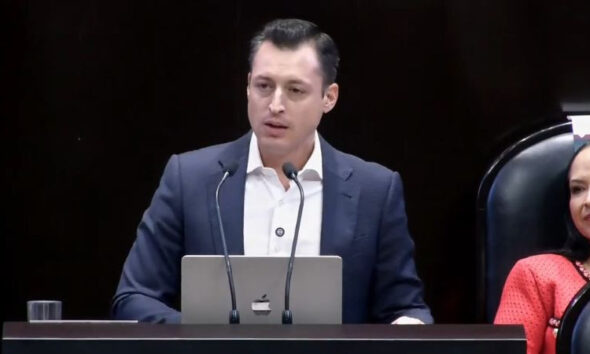 El senador también hizo referencia a la relación personal que mantiene con Durazo y su familia, pero marcó distancia entre ese vínculo y sus diferencias políticas.