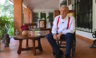 López Obrador explicó que “Pueblo” aborda distintos episodios de la historia política de México y forma parte de una serie de reflexiones que ha realizado después de concluir su mandato presidencial.