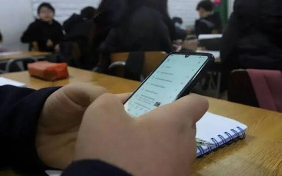 Delgado adelantó que se realizarán asambleas en escuelas de todo el país para informar a docentes y madres y padres de familia sobre las nuevas disposiciones