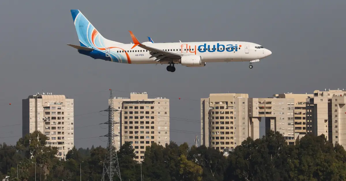 El primer ministro israelí, Benjamín Netanyahu, aseguró que uno de los pilotos habría apuñalado a su compañero durante el trayecto y posteriormente habría intentado provocar que la aeronave se estrellara con los pasajeros a bordo.