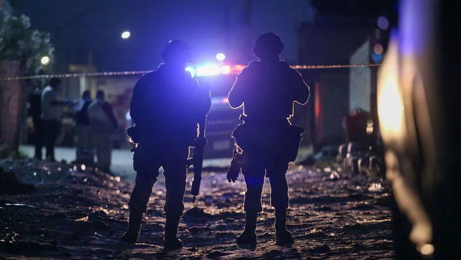 En cuanto a la distribución territorial, Guanajuato concentró 8.5 por ciento de los homicidios registrados entre enero y agosto de 2026, seguido de Baja California, con 8.4 por ciento, y Chihuahua, con 8 por ciento.