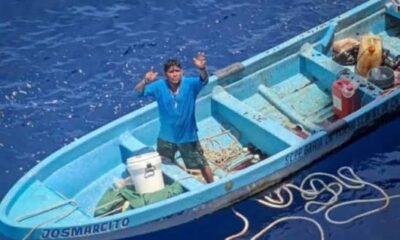 Ya bajo resguardo de la Marina, elementos de Sanidad Naval lo sometieron a una valoración médica