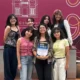 El mayor reconocimiento para la delegación llegó de la mano de Shirley Elizabeth Coronel Ponce, quien obtuvo una Mención Honorífica durante la ceremonia de premiación.
