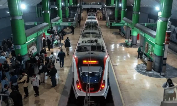 Las autoridades también trabajan en adecuaciones de infraestructura en algunas estaciones de la Línea 1, con el objetivo de reforzar la protección en zonas elevadas y otros puntos considerados de riesgo.