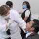 De acuerdo con la información presentada sobre el SUS, la atención seguirá criterios homologados, de manera que los pacientes reciban un modelo de atención similar independientemente del consultorio al que acudan