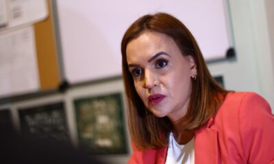 Salvatierra también recordó los resultados electorales de 2021 y aseguró que la candidatura de Flores generó dificultades para distintos partidos, incluido el Verde.