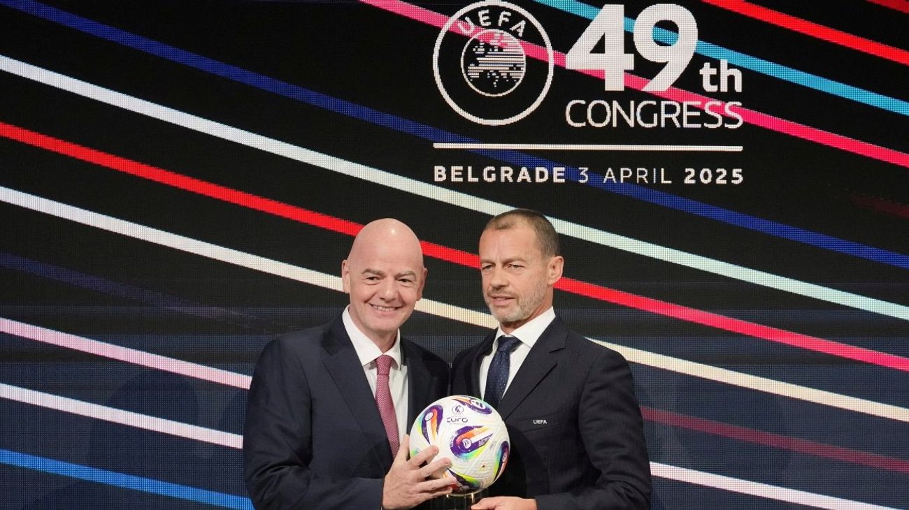 Aleksander Čeferin, presidente de la UEFA y uno de los principales críticos de Infantino, ha descartado competir por el cargo